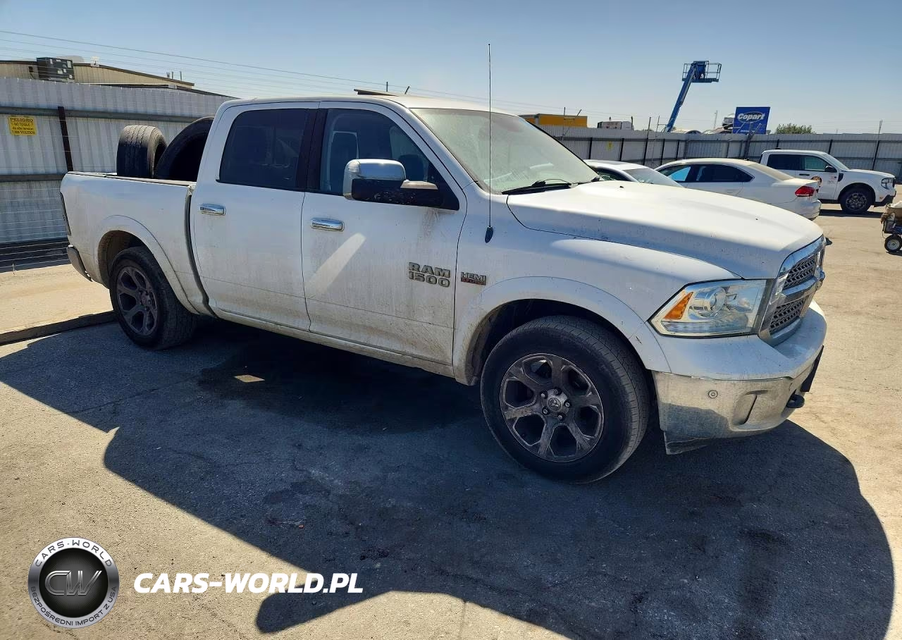 2014 Ram 1500 Laramie VIN:1C6RR7NT2ES159890 - 4