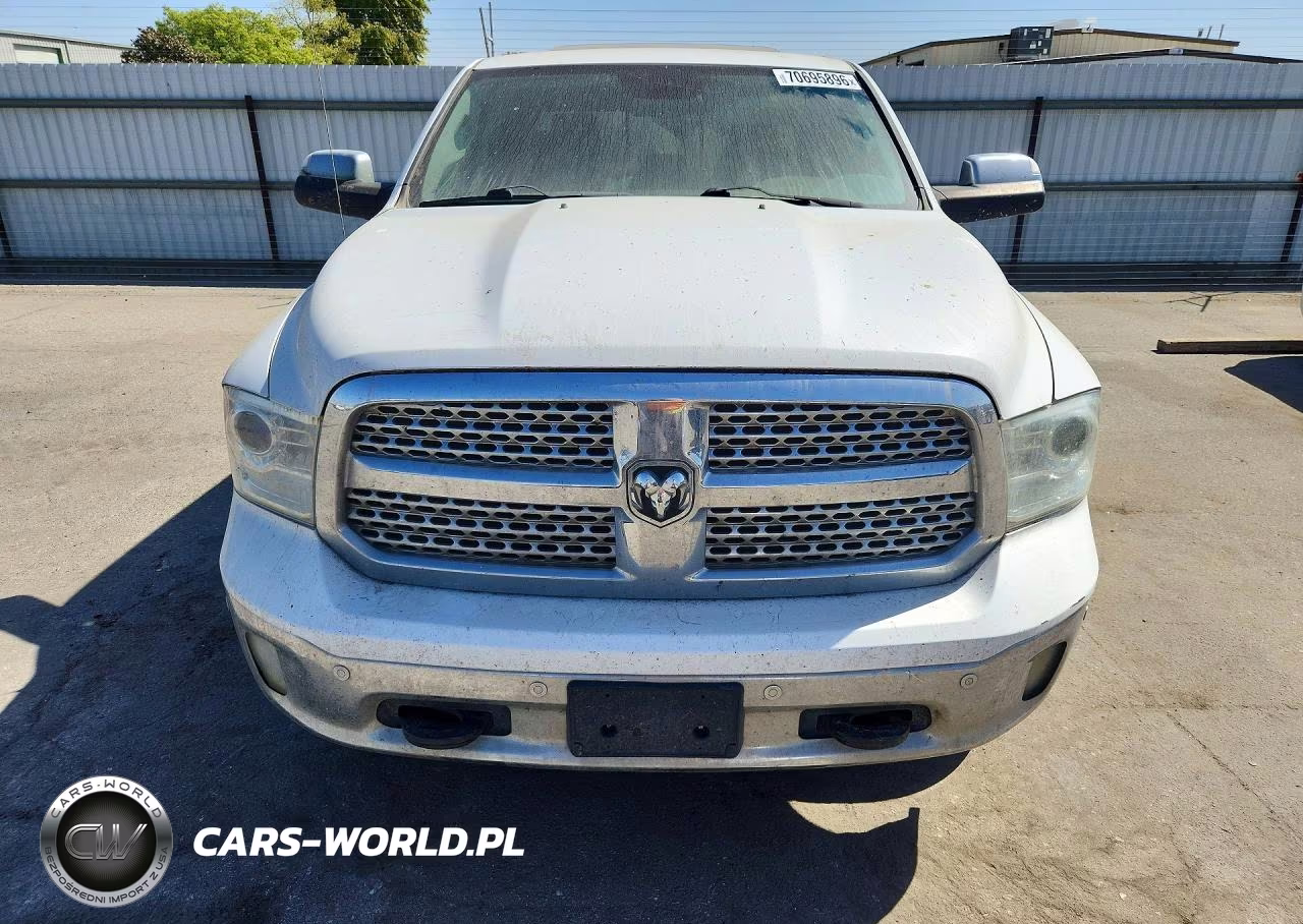 2014 Ram 1500 Laramie VIN:1C6RR7NT2ES159890 - 5