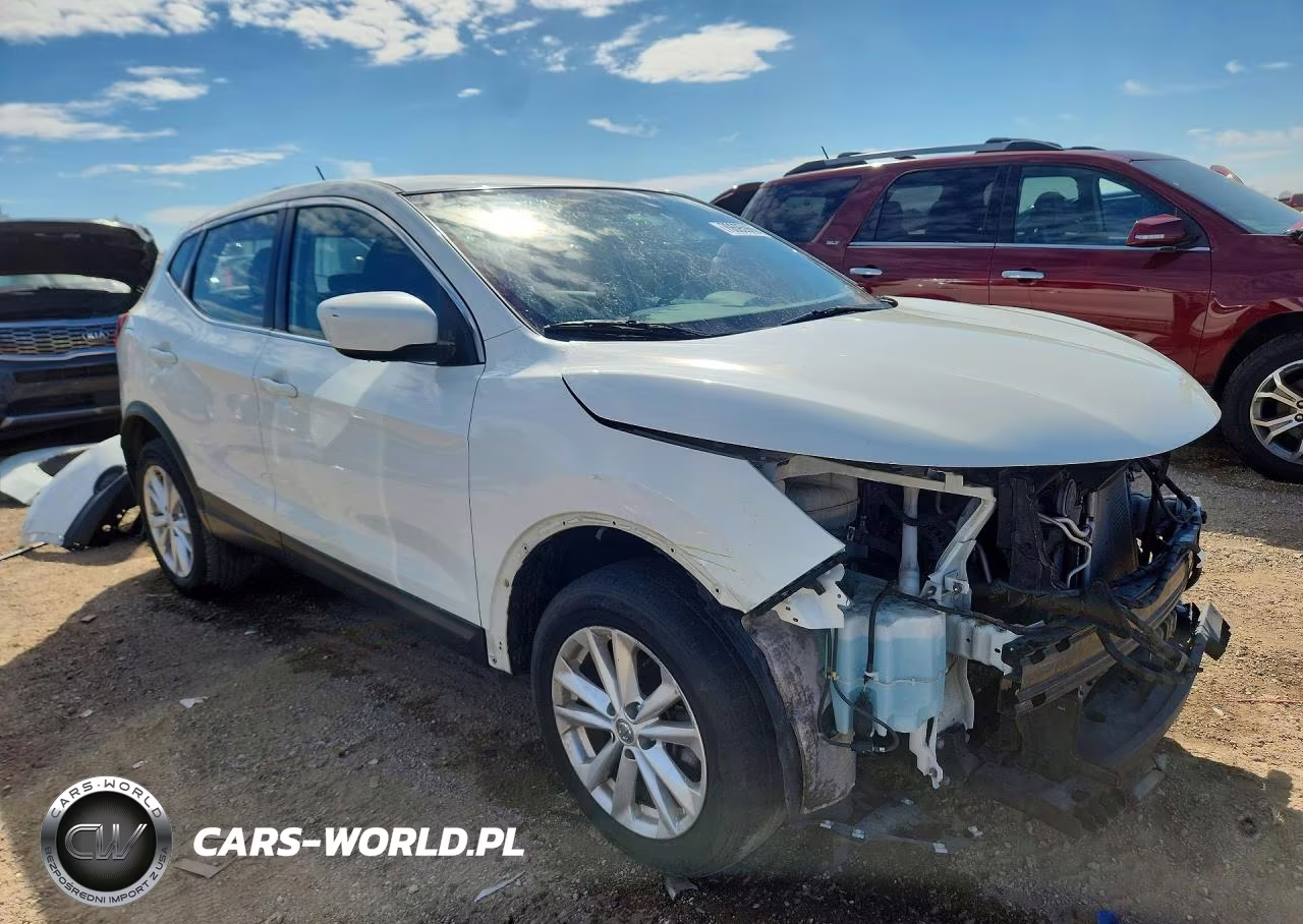 2017 Nissan Rogue Sport S VIN:JN1BJ1CR5HW143818 - 4