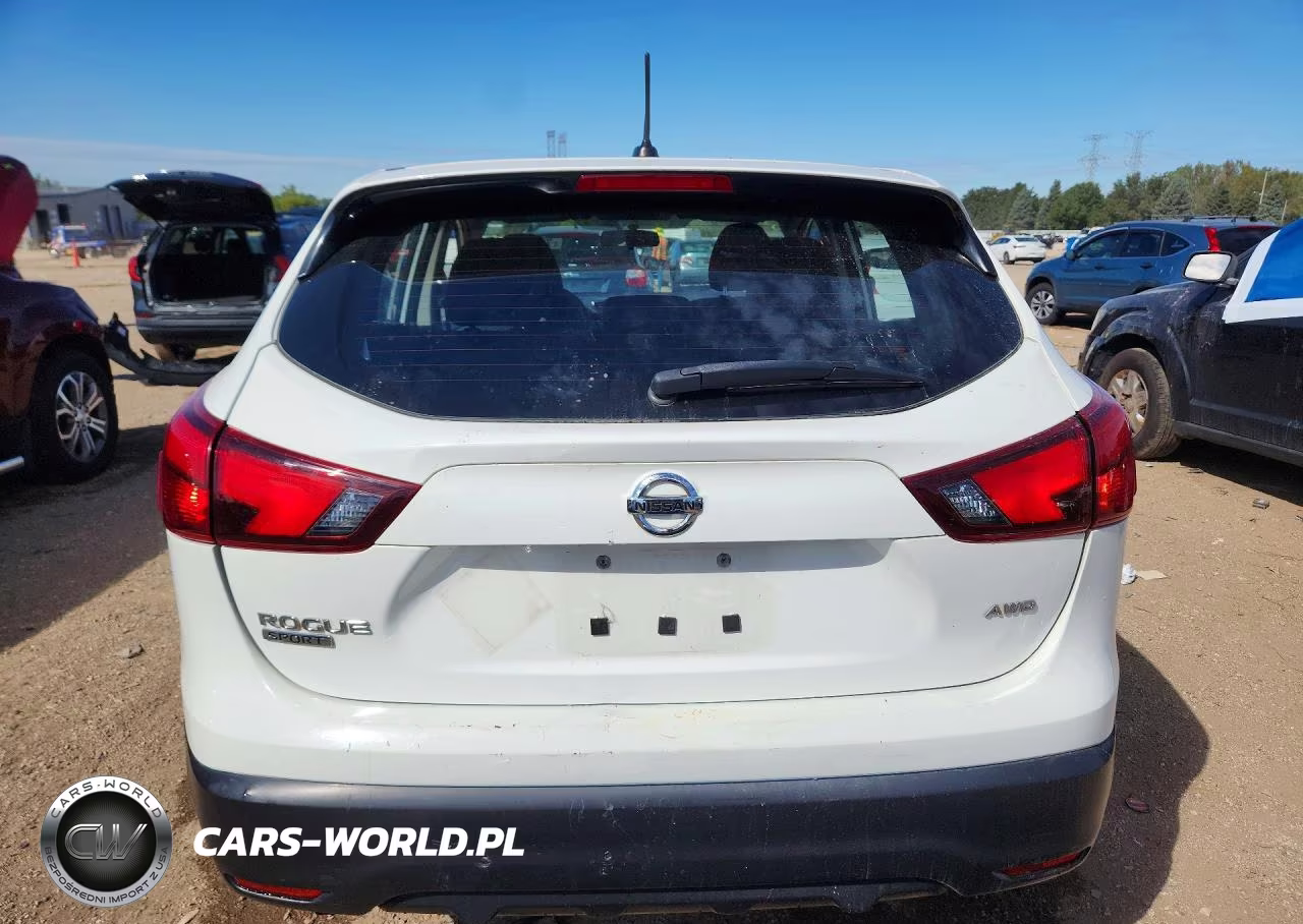 2017 Nissan Rogue Sport S VIN:JN1BJ1CR5HW143818 - 6