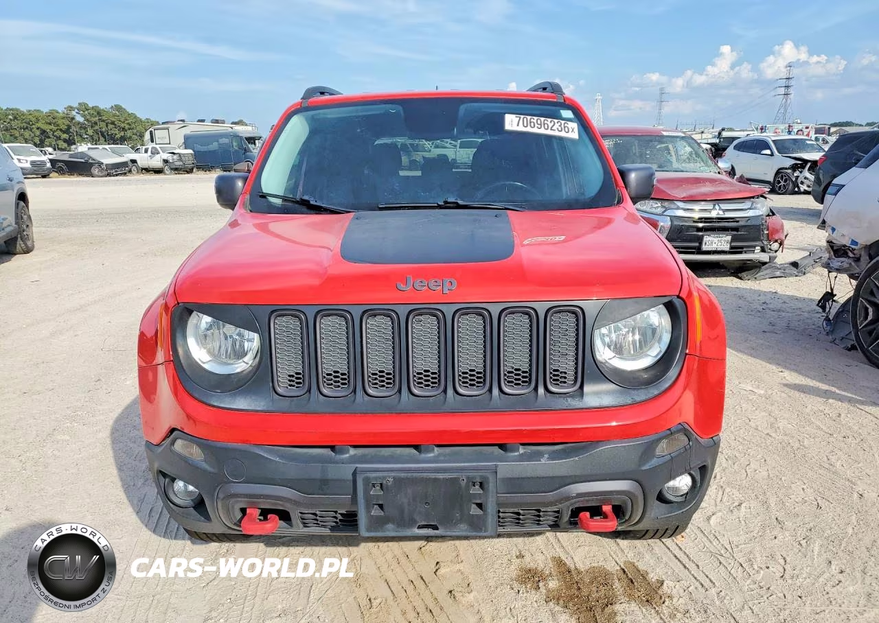 2016 Jeep Renegade Trailhawk VIN:ZACCJBCT3GPE01378 - 5