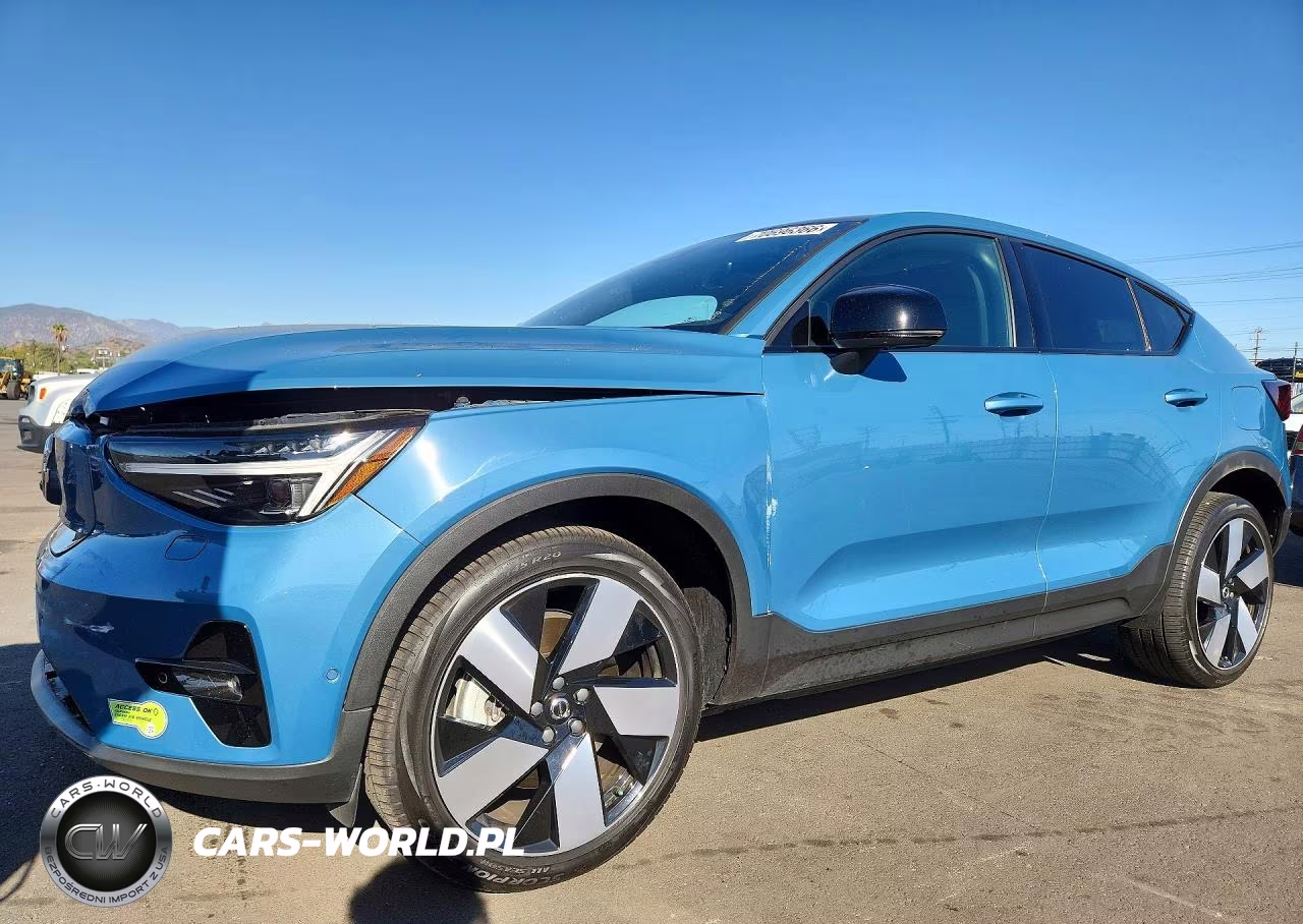2023 Volvo C40 Recharge Ultimate – zdjęcie 1 z 13