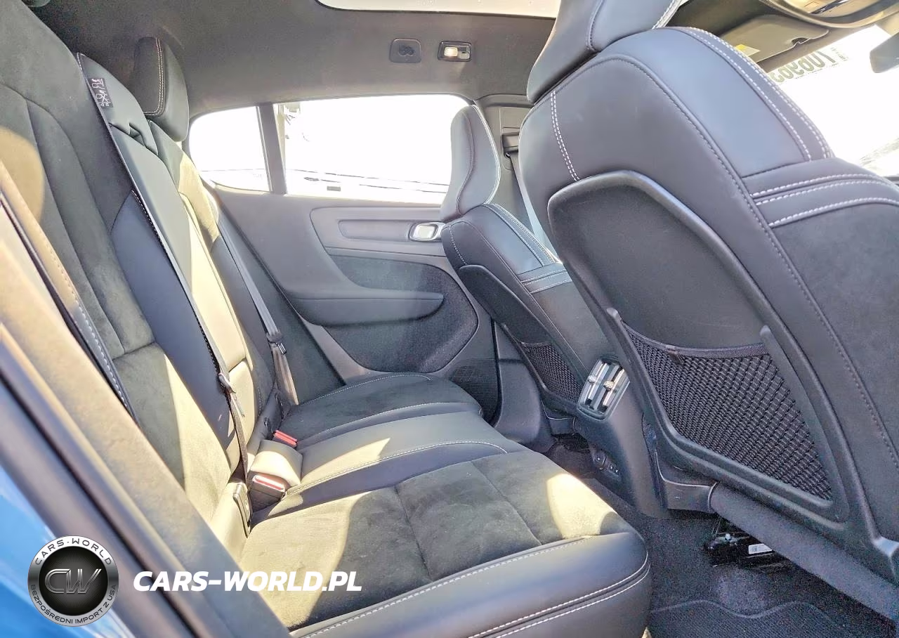 2023 Volvo C40 Recharge Ultimate VIN:YV4ED3GM7P2044867 - 11