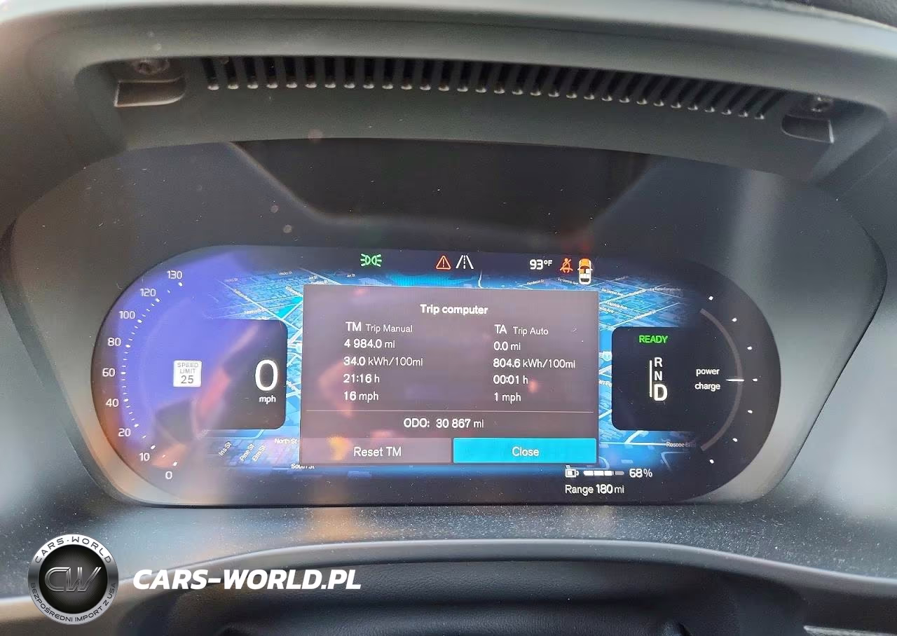2023 Volvo C40 Recharge Ultimate VIN:YV4ED3GM7P2044867 - 9