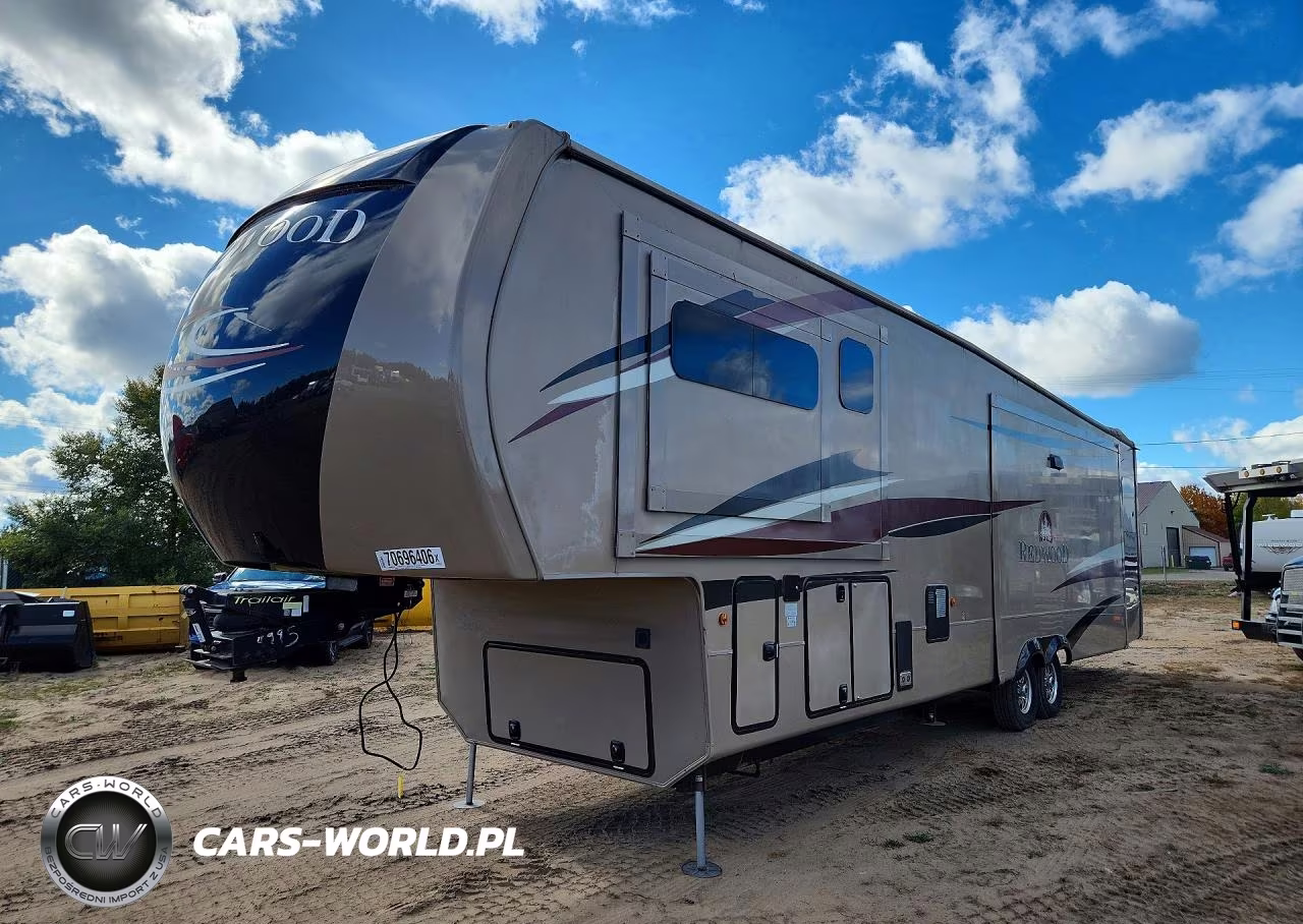 2015 Redwood Rw38Gk15 Camper