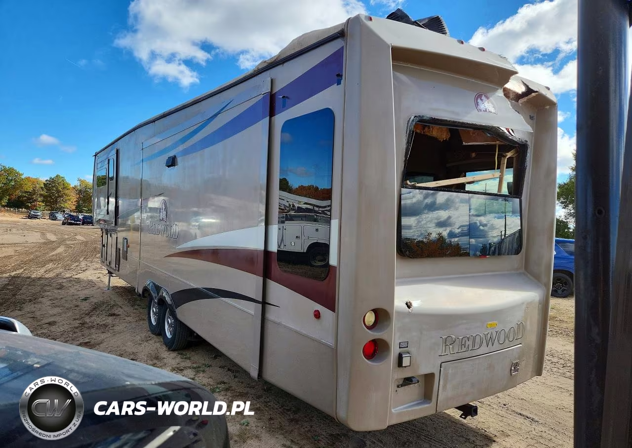 2015 Redwood Rw38Gk15 Camper VIN:4V0FC382XFR004995 - 2