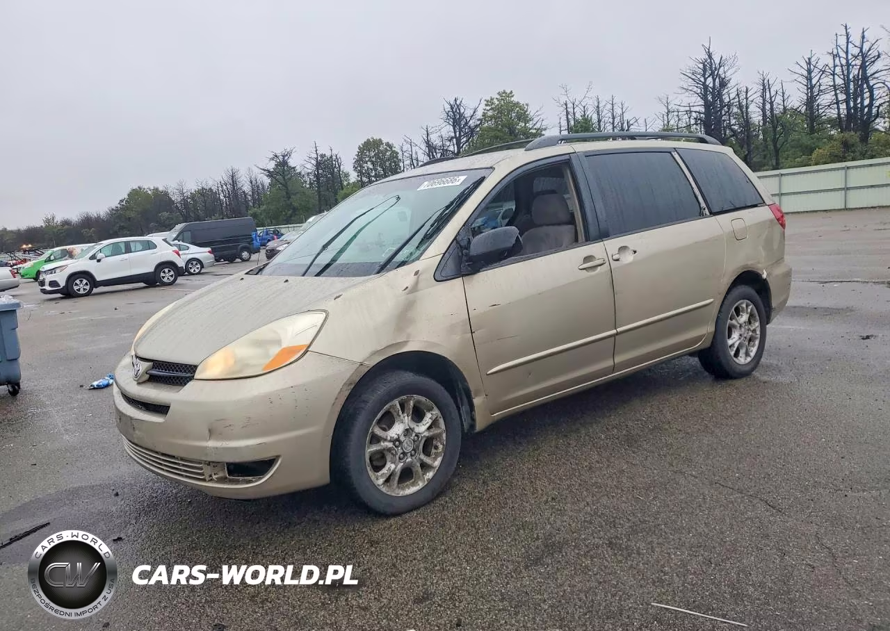 2005 Toyota Sienna Le – zdjęcie 1 z 13
