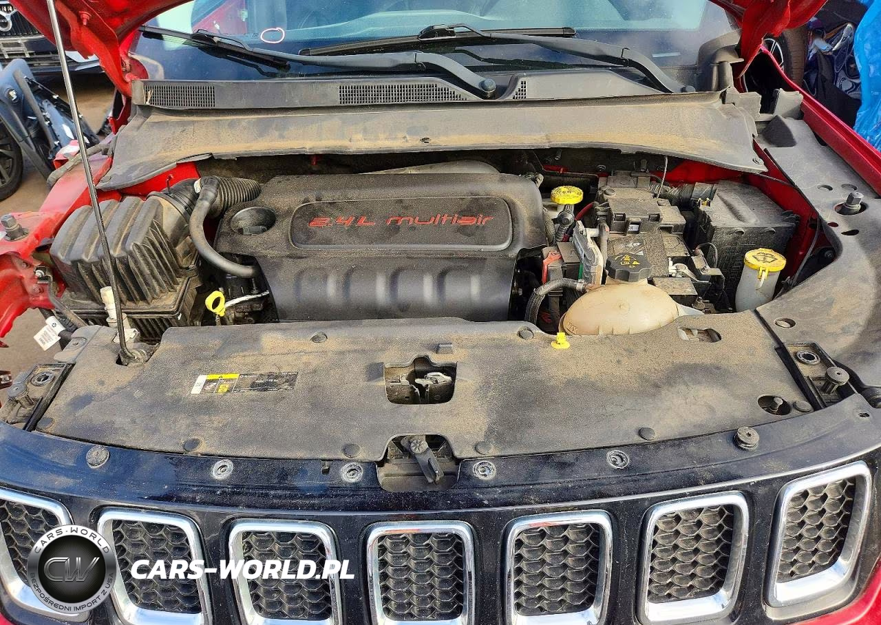 2018 Jeep Compass Latitude VIN:3C4NJDBB2JT392458 - 12