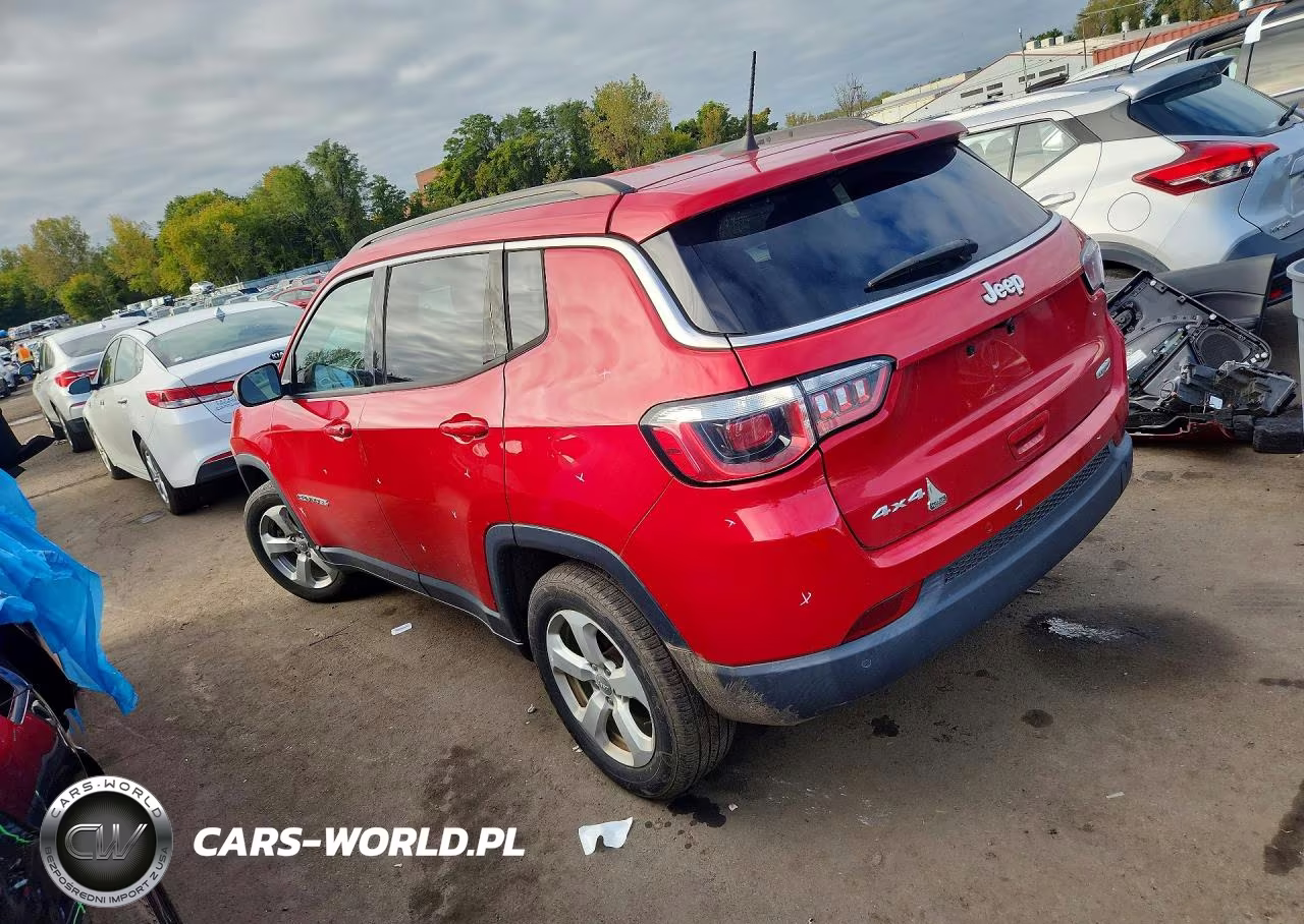 2018 Jeep Compass Latitude VIN:3C4NJDBB2JT392458 - 2