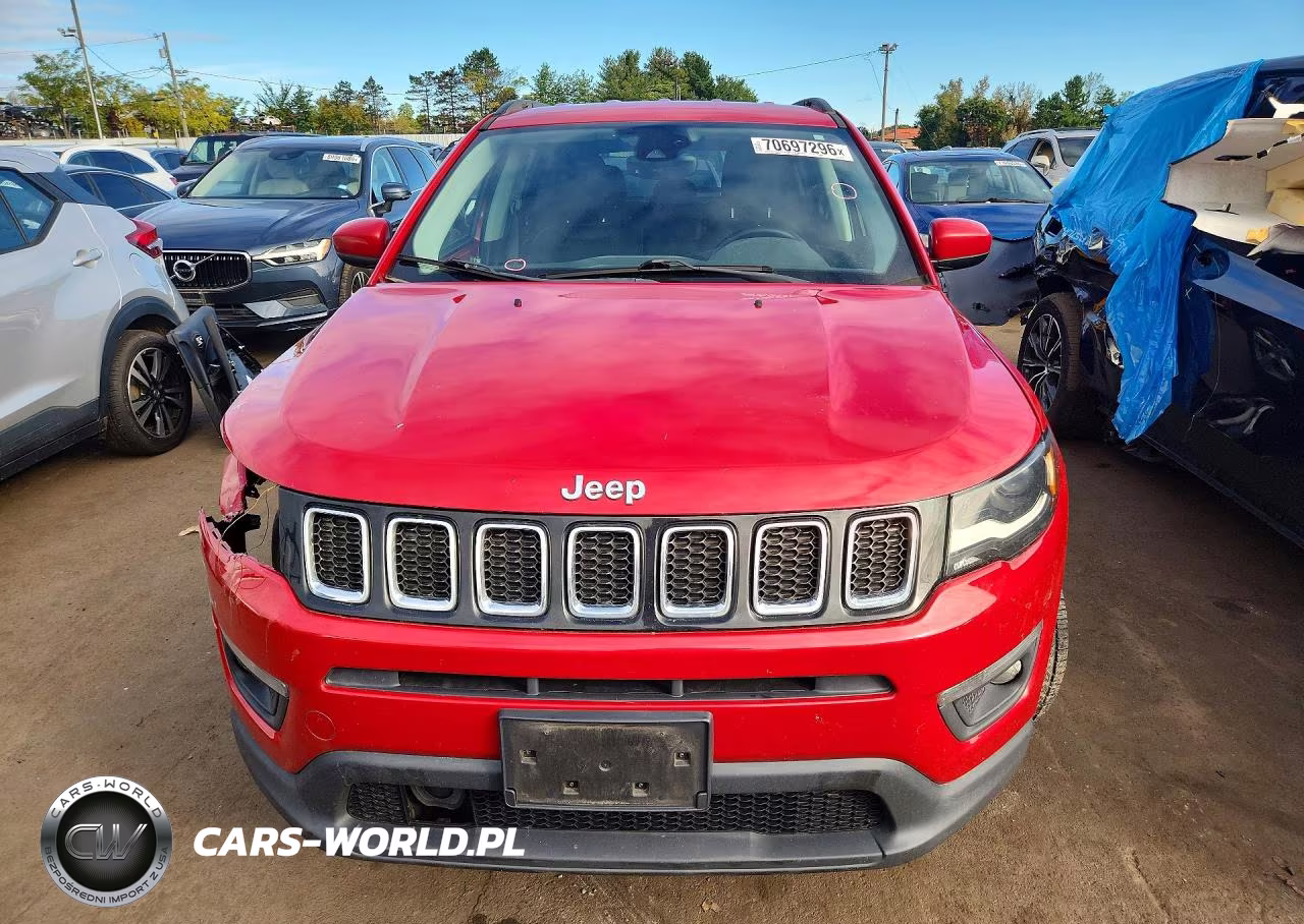 2018 Jeep Compass Latitude VIN:3C4NJDBB2JT392458 - 5