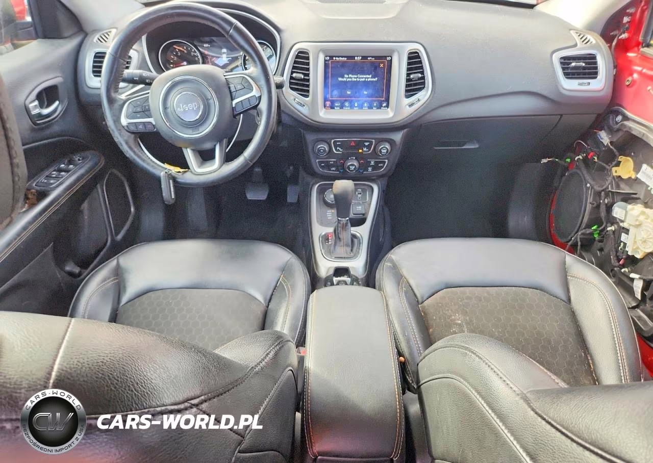 2018 Jeep Compass Latitude VIN:3C4NJDBB2JT392458 - 8