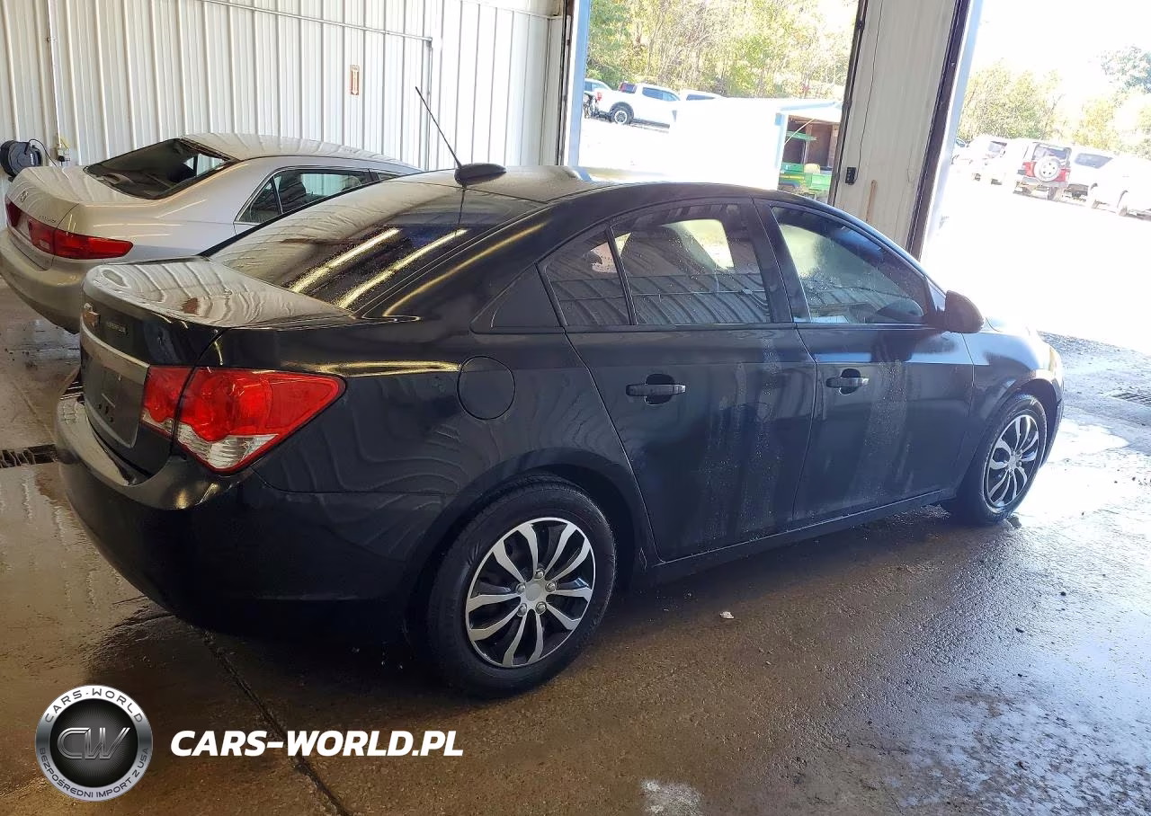 2016 Chevrolet Cruze Limited Ls VIN:1G1PC5SH7G7160893 - 3