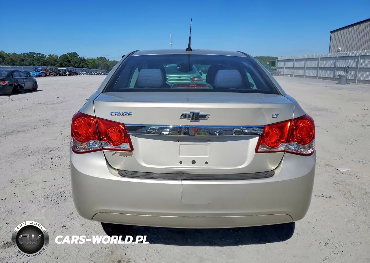 2014 Chevrolet Cruze Lt VIN:1G1PC5SB0E7351015 - 6
