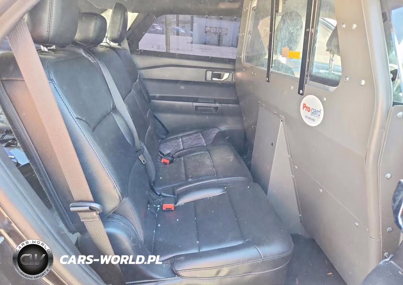 2021 Ford Explorer Police Interceptor VIN:1FM5K8AW3MNA01990 - 11