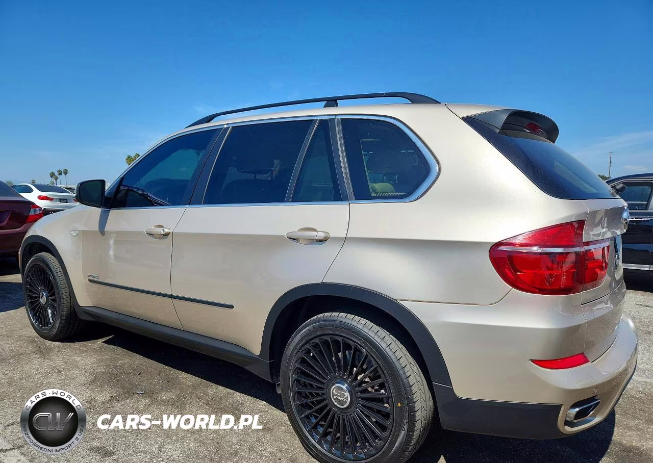 2013 BMW X5 xDrive50I VIN:5UXZV8C56D0C14951 - 2