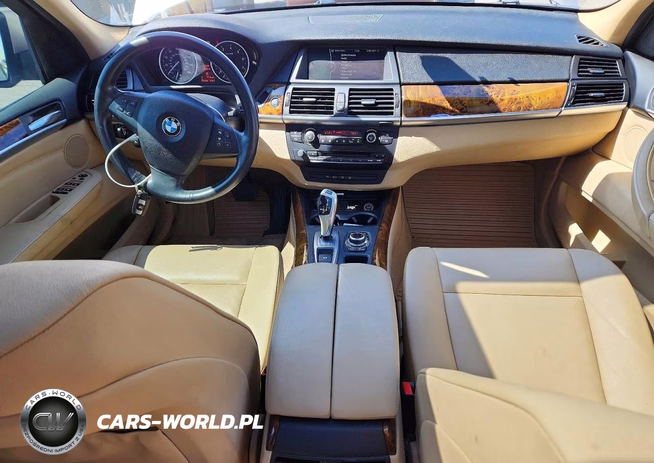 2013 BMW X5 xDrive50I VIN:5UXZV8C56D0C14951 - 8