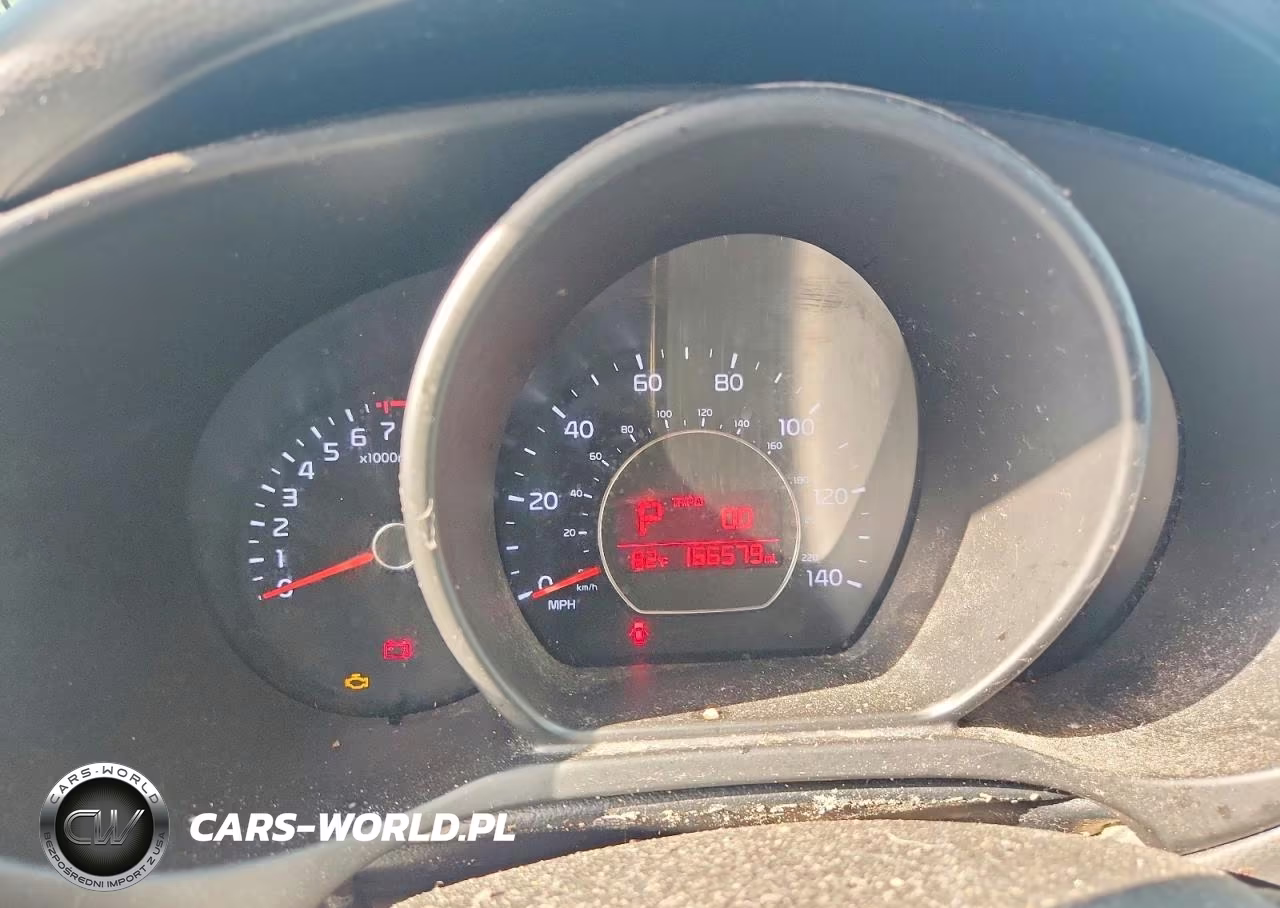 2016 Kia Soul + VIN:KNDJP3A53G7864151 - 9