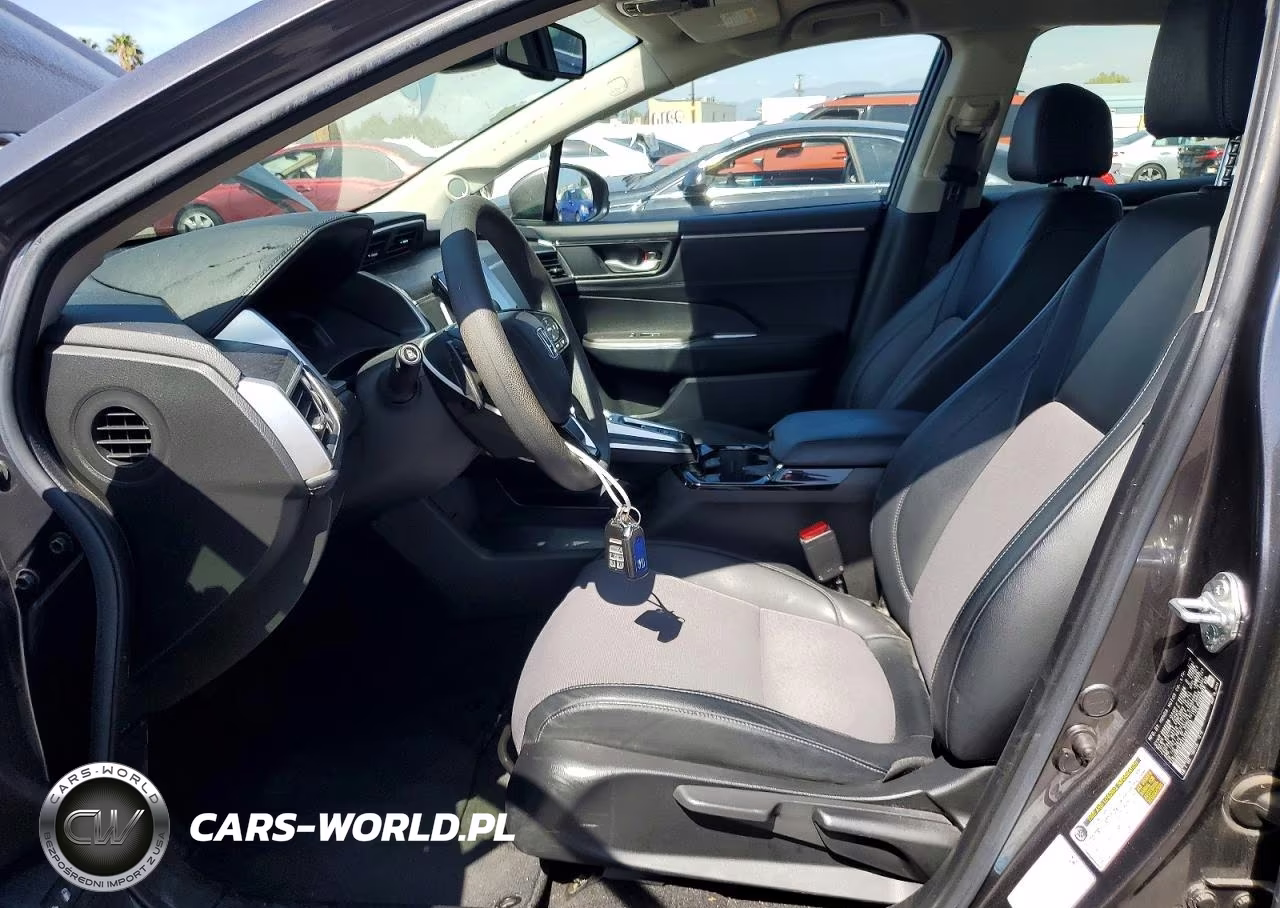 2018 Honda Clarity VIN:JHMZC5F11JC015648 - 7