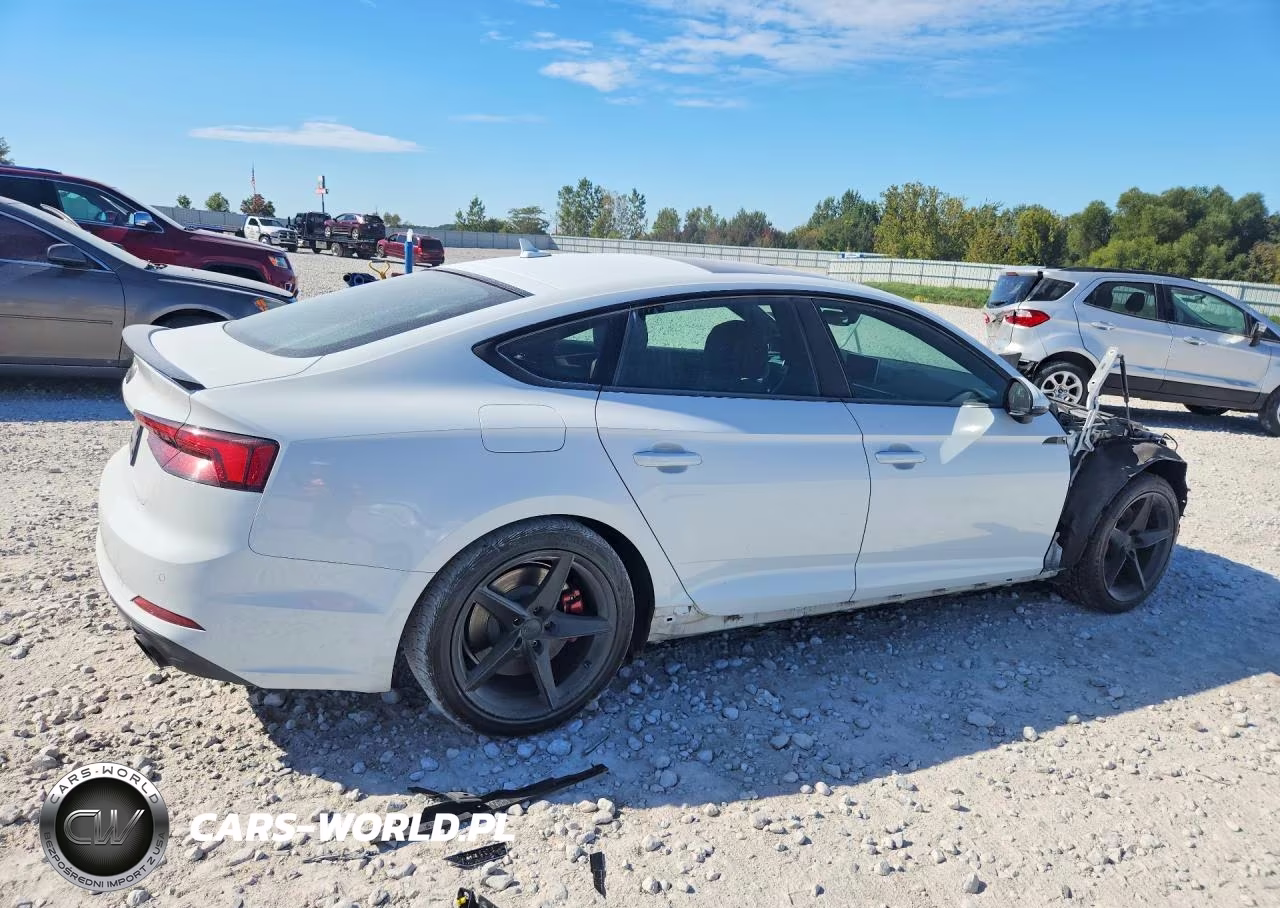 2018 Audi A5 Premium Plus S-Line VIN:WAUENCF5XJA076104 - 3