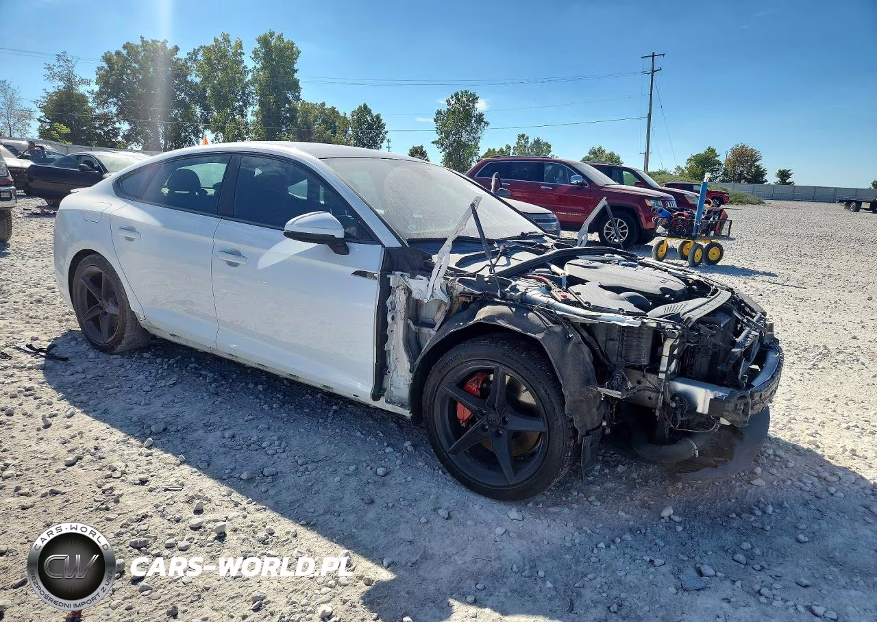 2018 Audi A5 Premium Plus S-Line VIN:WAUENCF5XJA076104 - 4