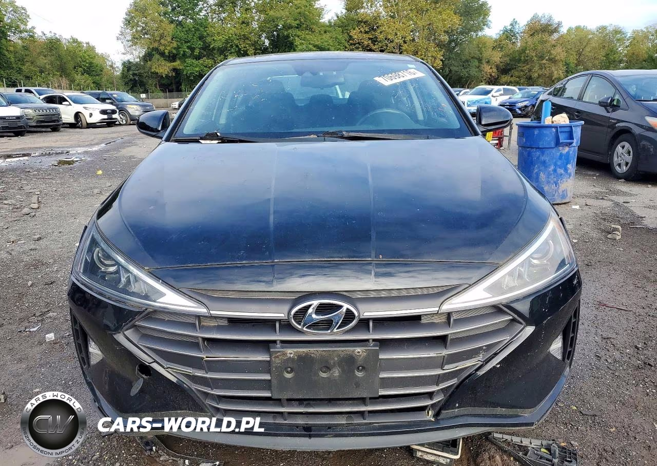 2019 Hyundai Elantra Value Edition VIN:KMHD84LF1KU805420 - 5