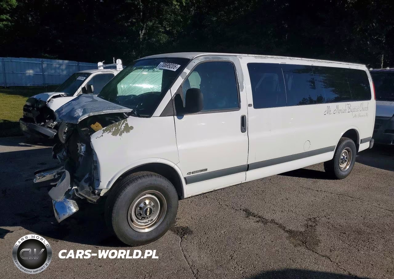 2002 Chevrolet Express G3500 – zdjęcie 1 z 13