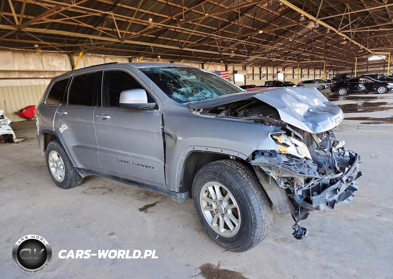 2020 Jeep Grand Cherokee Laredo VIN:1C4RJEAG3LC300258 - 4