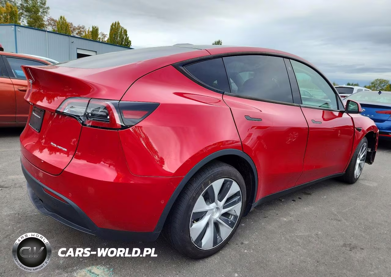 2021 Tesla Model Y VIN:5YJYGDEE4MF118540 - 3