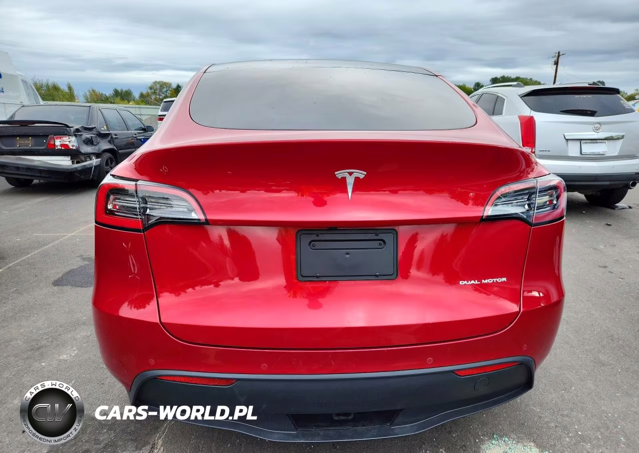 2021 Tesla Model Y VIN:5YJYGDEE4MF118540 - 6