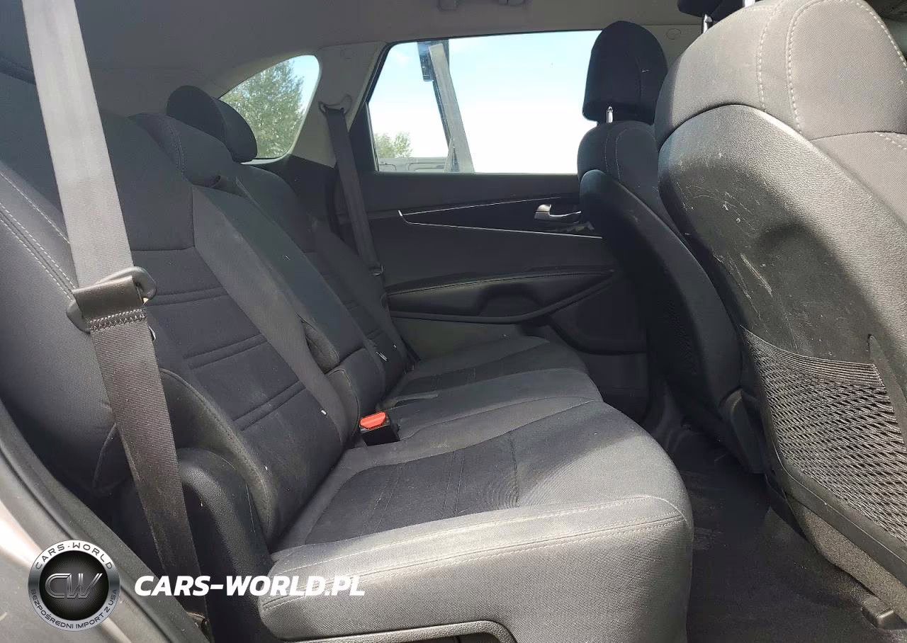 2017 Kia Sorento Lx VIN:5XYPG4A3XHG214445 - 11