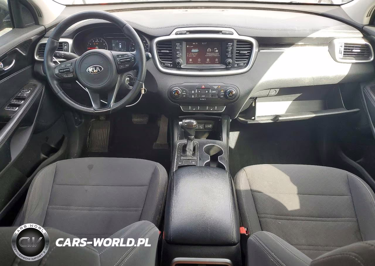2017 Kia Sorento Lx VIN:5XYPG4A3XHG214445 - 8