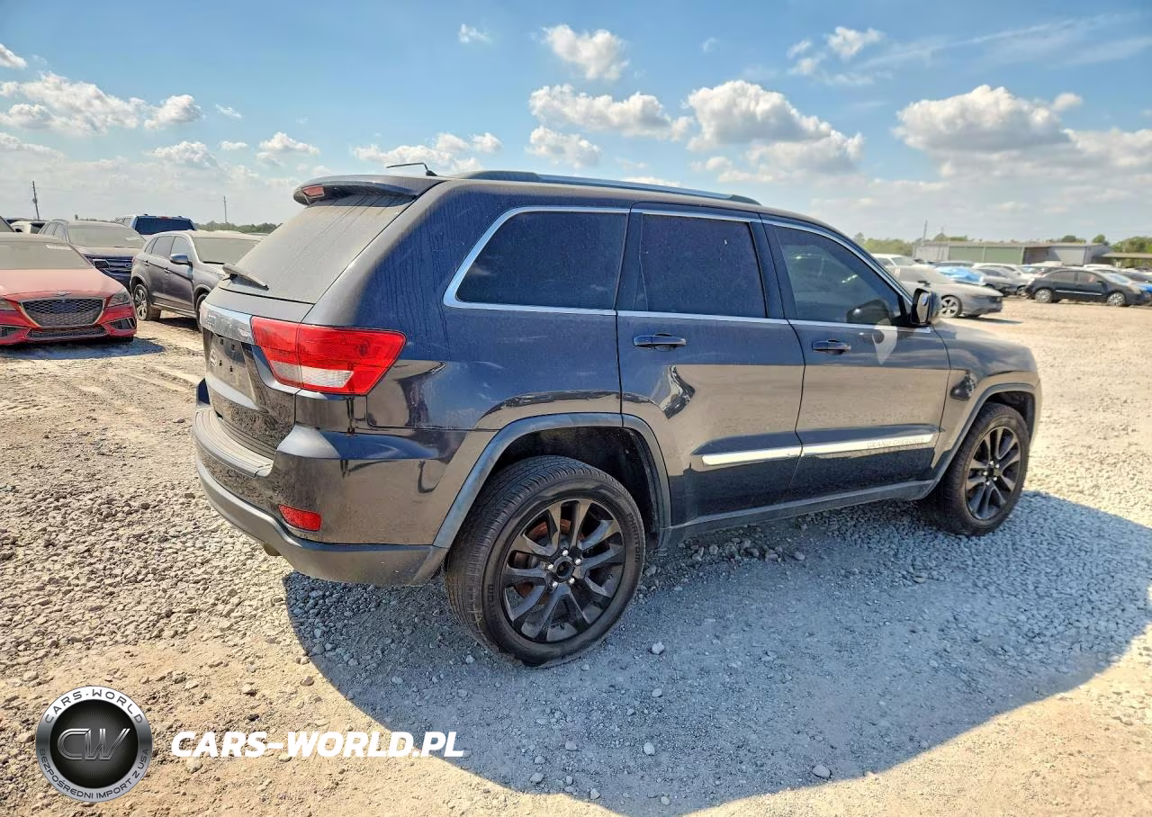 2012 Jeep Grand Cherokee Laredo VIN:1C4RJFAG0CC341419 - 3