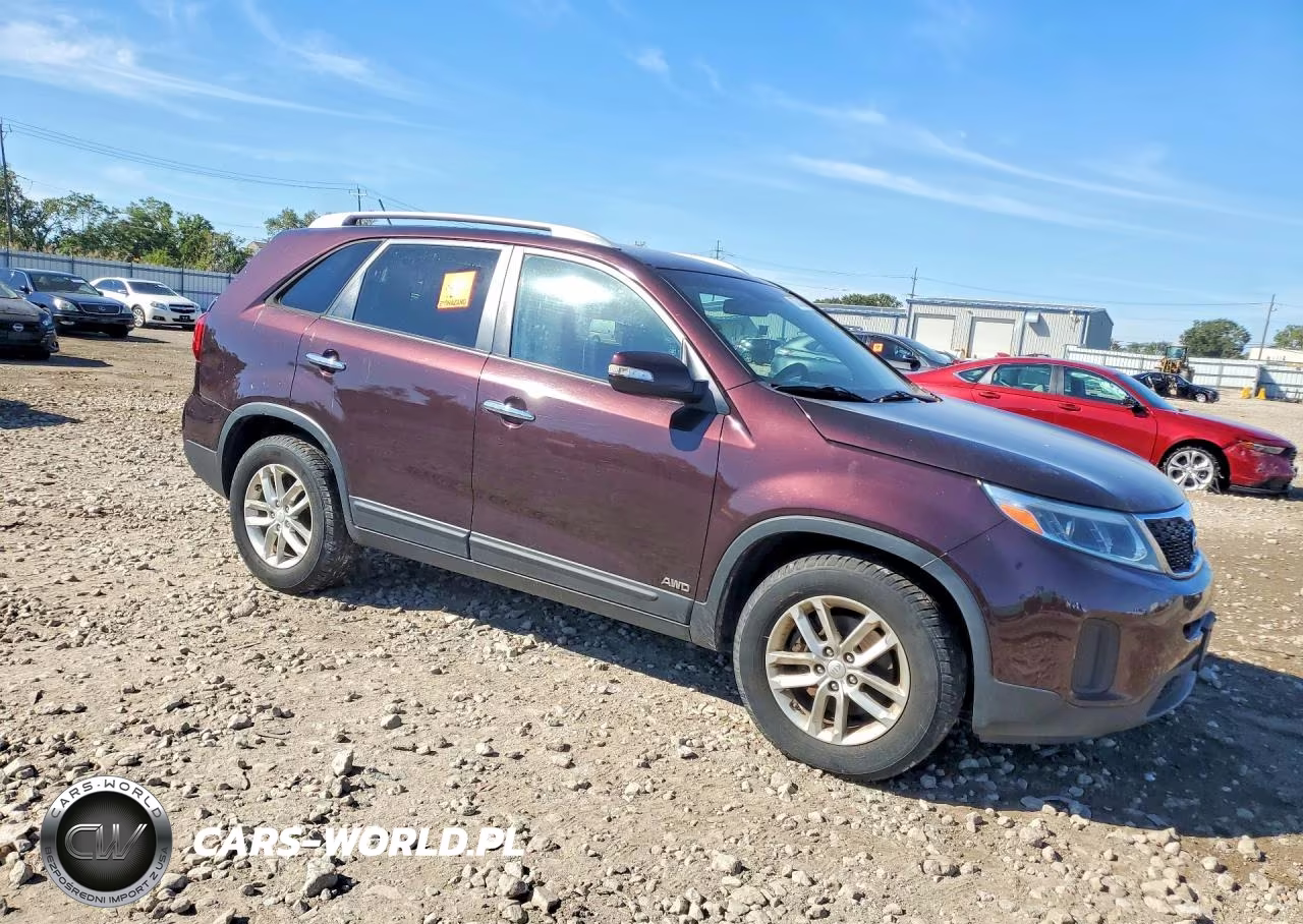 2015 Kia Sorento Lx VIN:5XYKTDA79FG605544 - 4