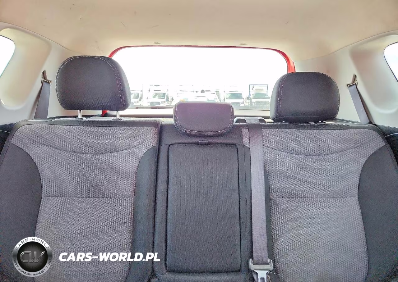 2018 Kia Soul + VIN:KNDJP3A52J7557755 - 10