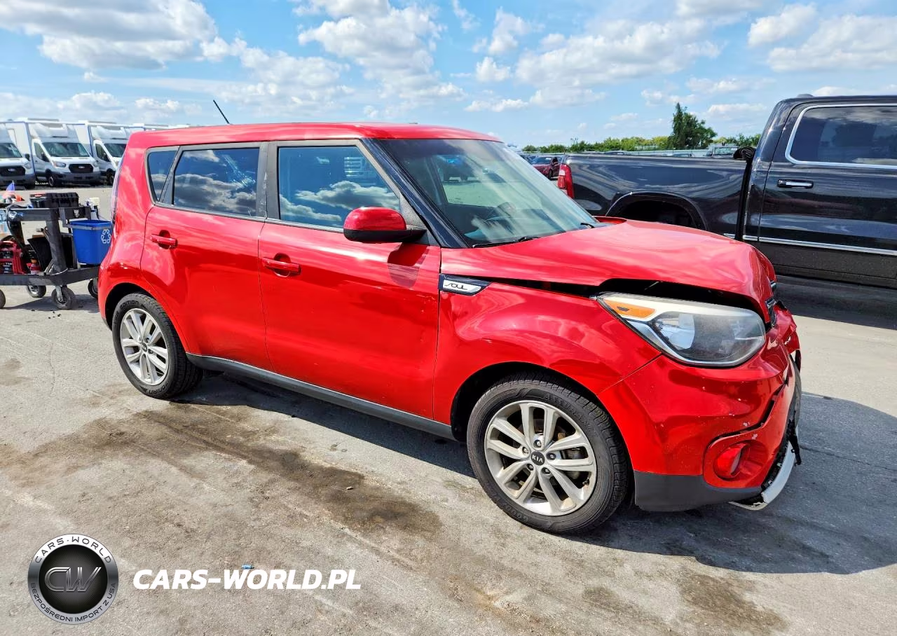 2018 Kia Soul + VIN:KNDJP3A52J7557755 - 4