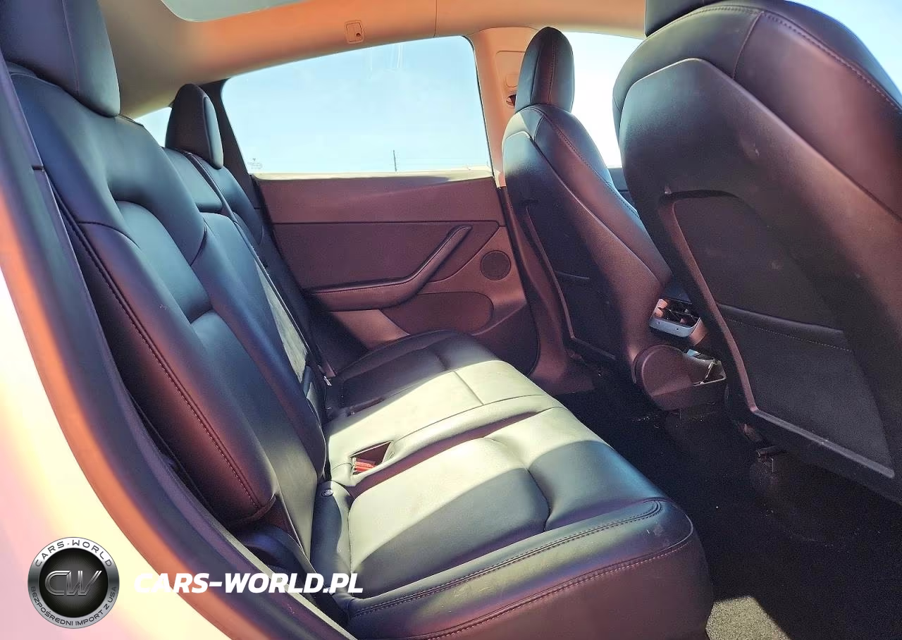 2021 Tesla Model Y VIN:5YJYGDEE4MF114312 - 10