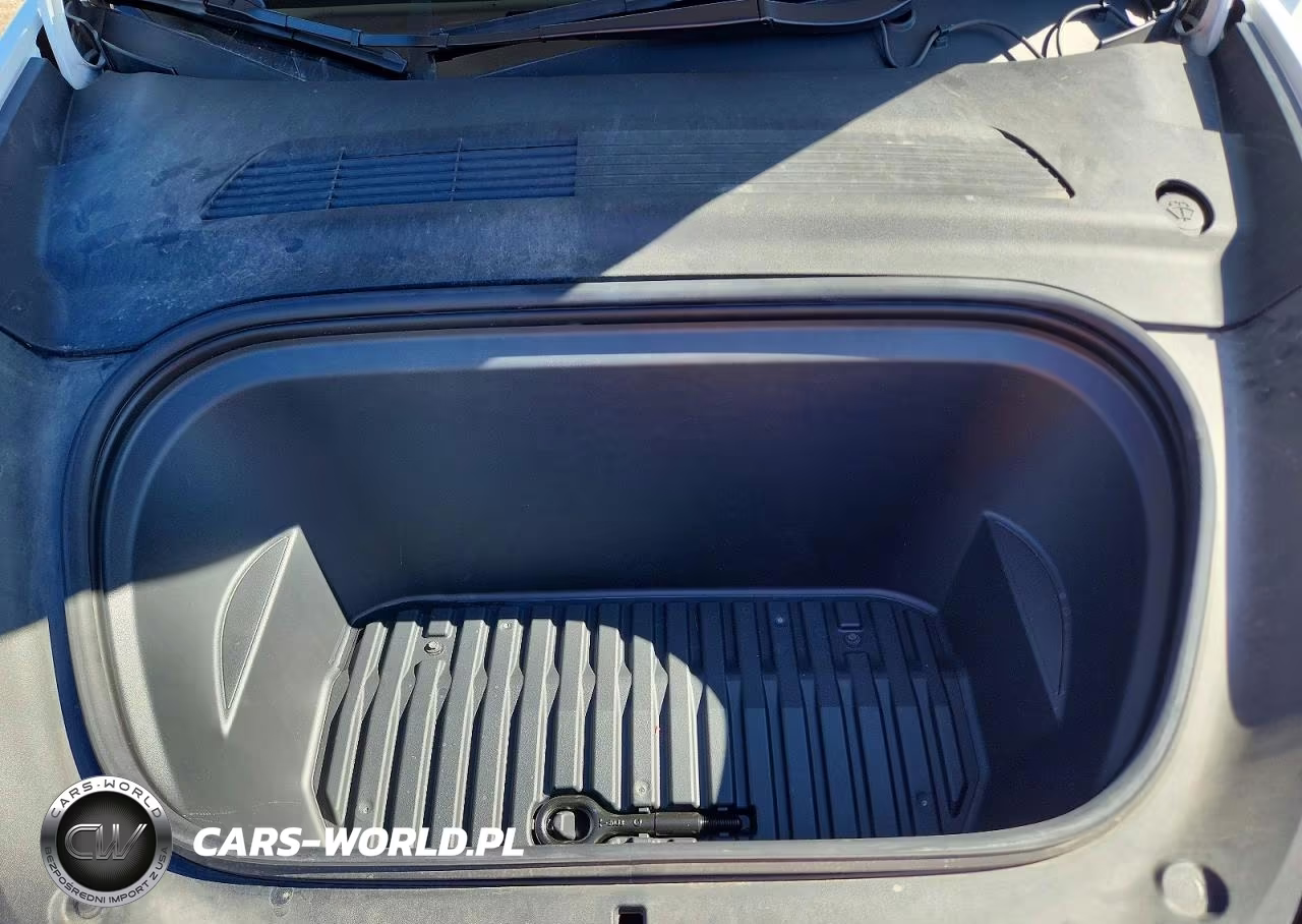 2021 Tesla Model Y VIN:5YJYGDEE4MF114312 - 11
