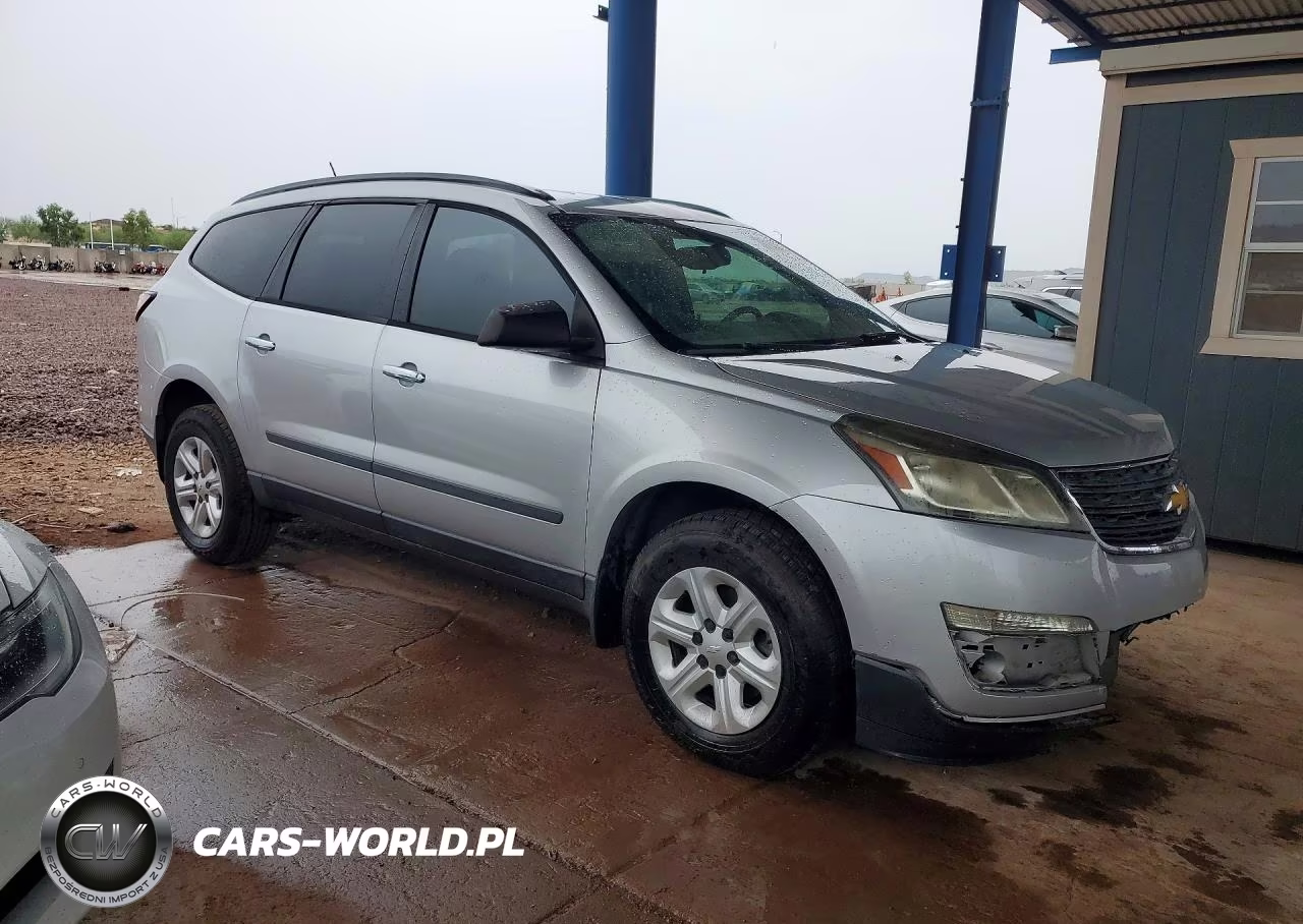 2015 Chevrolet Traverse Ls VIN:1GNKRFED4FJ172829 - 4