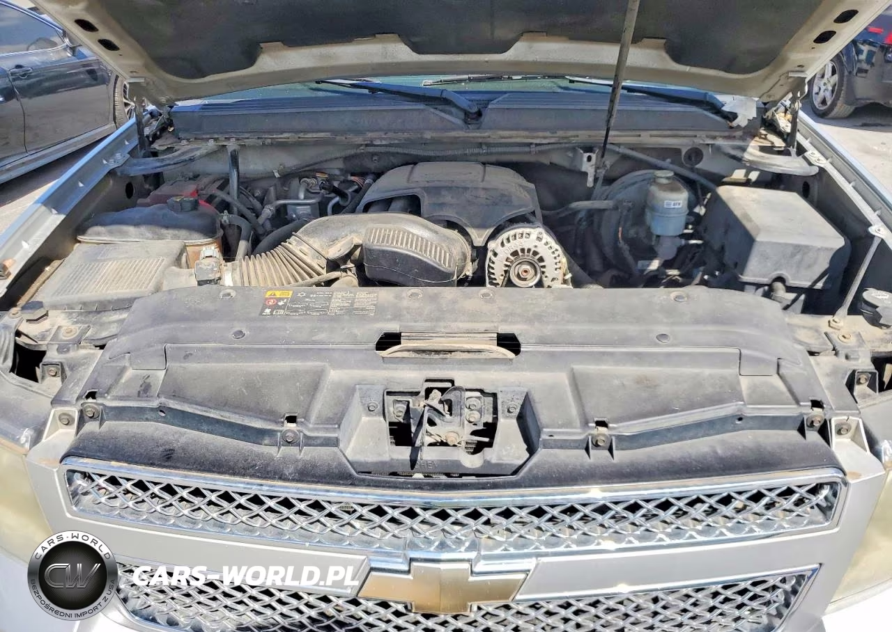 2011 Chevrolet Suburban C1500 Lt VIN:1GNSCJE03BR371612 - 12