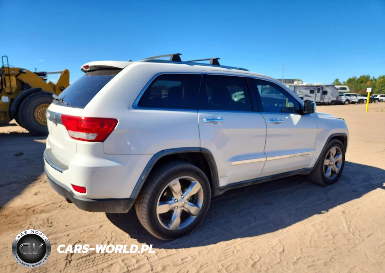 2012 Jeep Grand Cherokee Overland VIN:1C4RJECG5CC162252 - 3