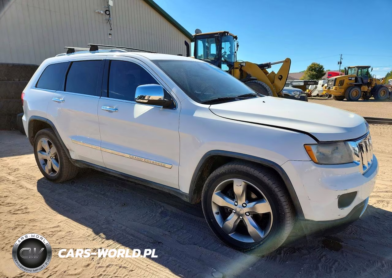 2012 Jeep Grand Cherokee Overland VIN:1C4RJECG5CC162252 - 4