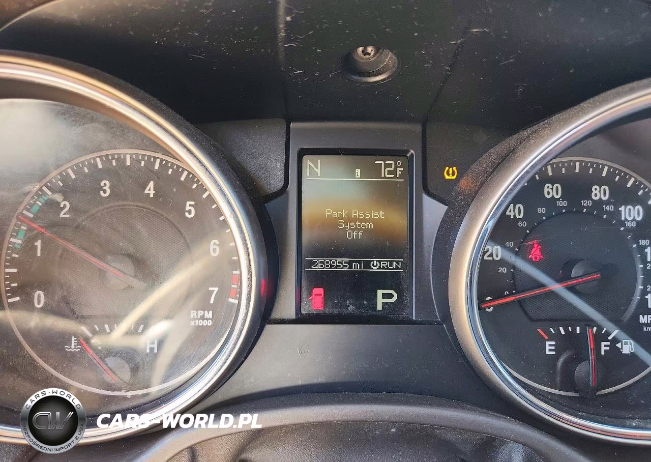 2012 Jeep Grand Cherokee Overland VIN:1C4RJECG5CC162252 - 9