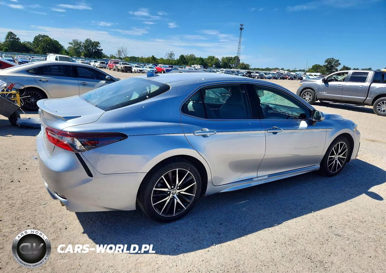 2024 Toyota Camry Se VIN:4T1G11AK6RU867826 - 3