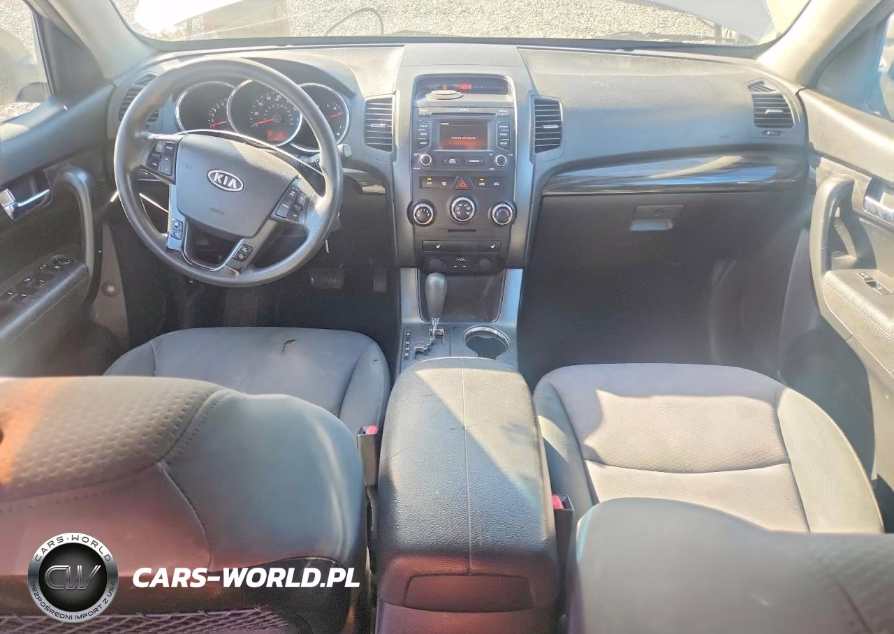 2013 Kia Sorento Lx VIN:5XYKT4A63DG421351 - 8