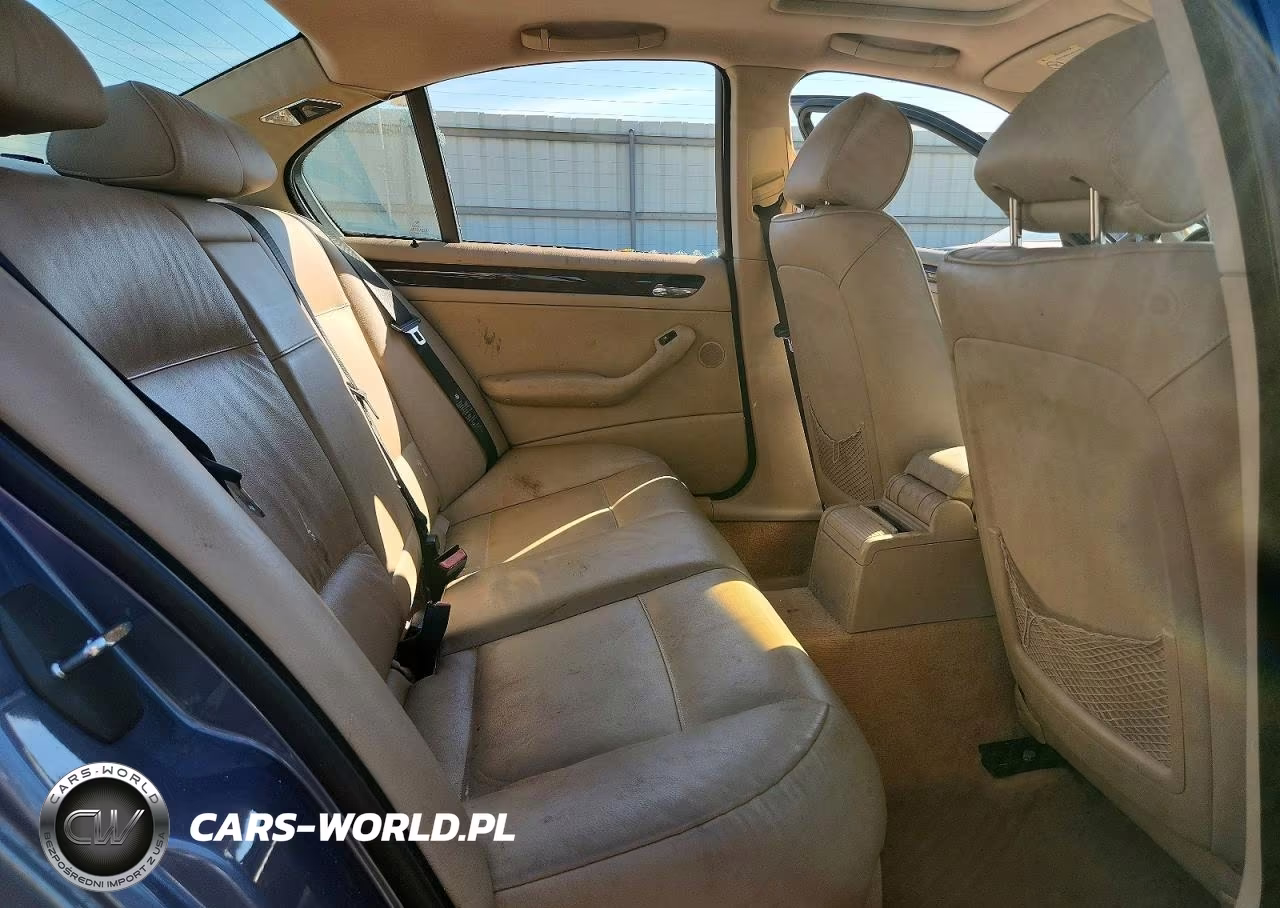 2005 BMW 325 Xi VIN:WBAEU33435PR20629 - 10