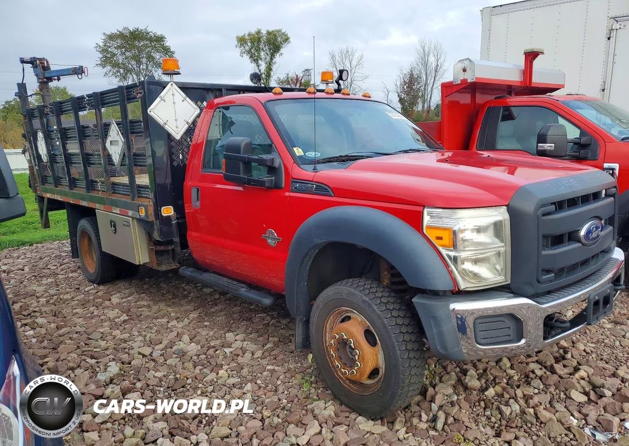 2015 Ford F550 Super Duty VIN:1FDUF5HT9FEC65356 - 4