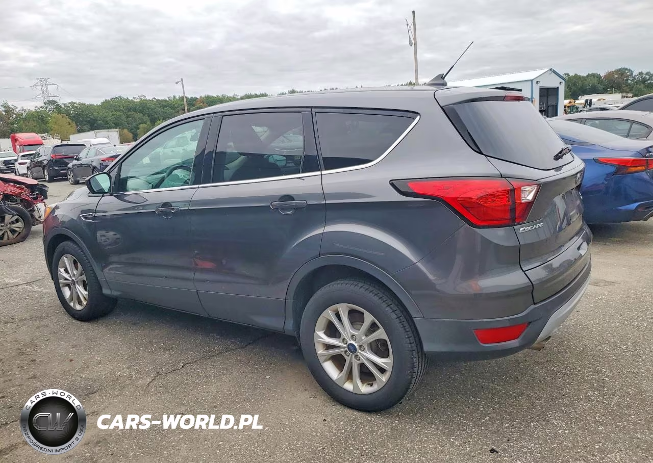 2019 Ford Escape Se VIN:1FMCU0GD5KUB11578 - 2