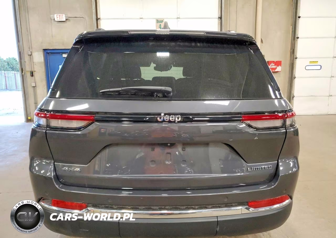 2023 Jeep Grand Cherokee Limited 4X4 VIN:1C4RJHBGXP8895599 - 6