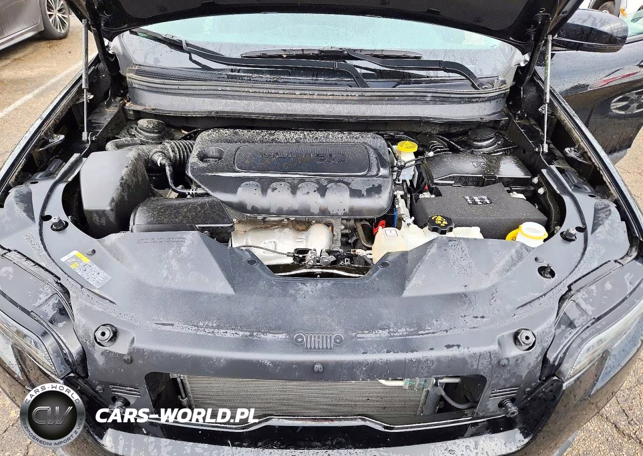 2023 Jeep Cherokee Altitude Lux VIN:1C4PJMMB5PD108258 - 12