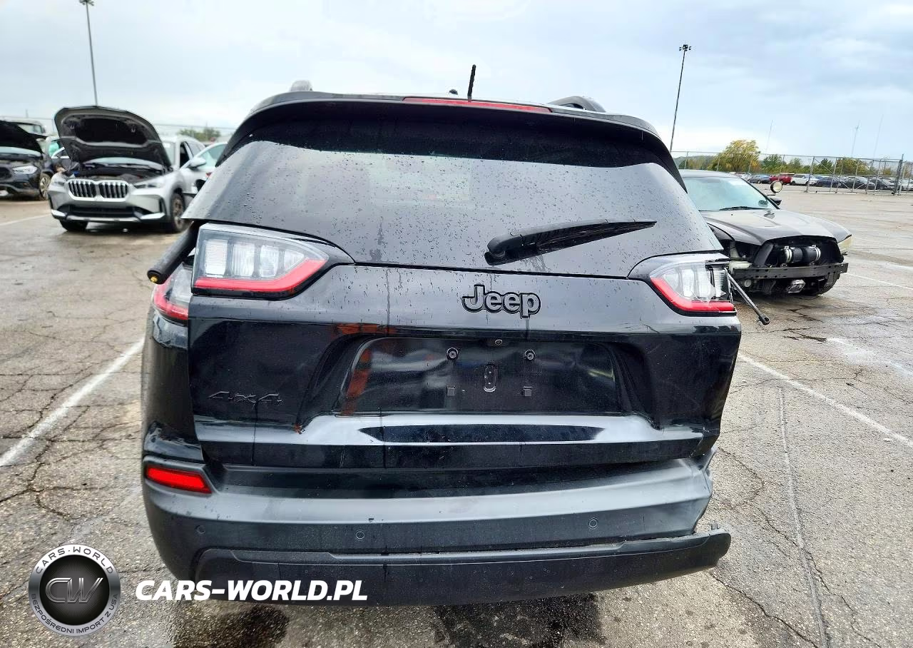 2023 Jeep Cherokee Altitude Lux VIN:1C4PJMMB5PD108258 - 6